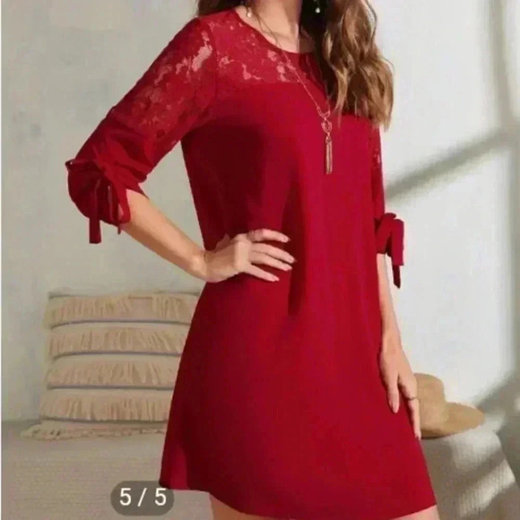 EMERY ROSE Contrast Lace Knot Cuff Tunic Dress - Picture 3 of 3